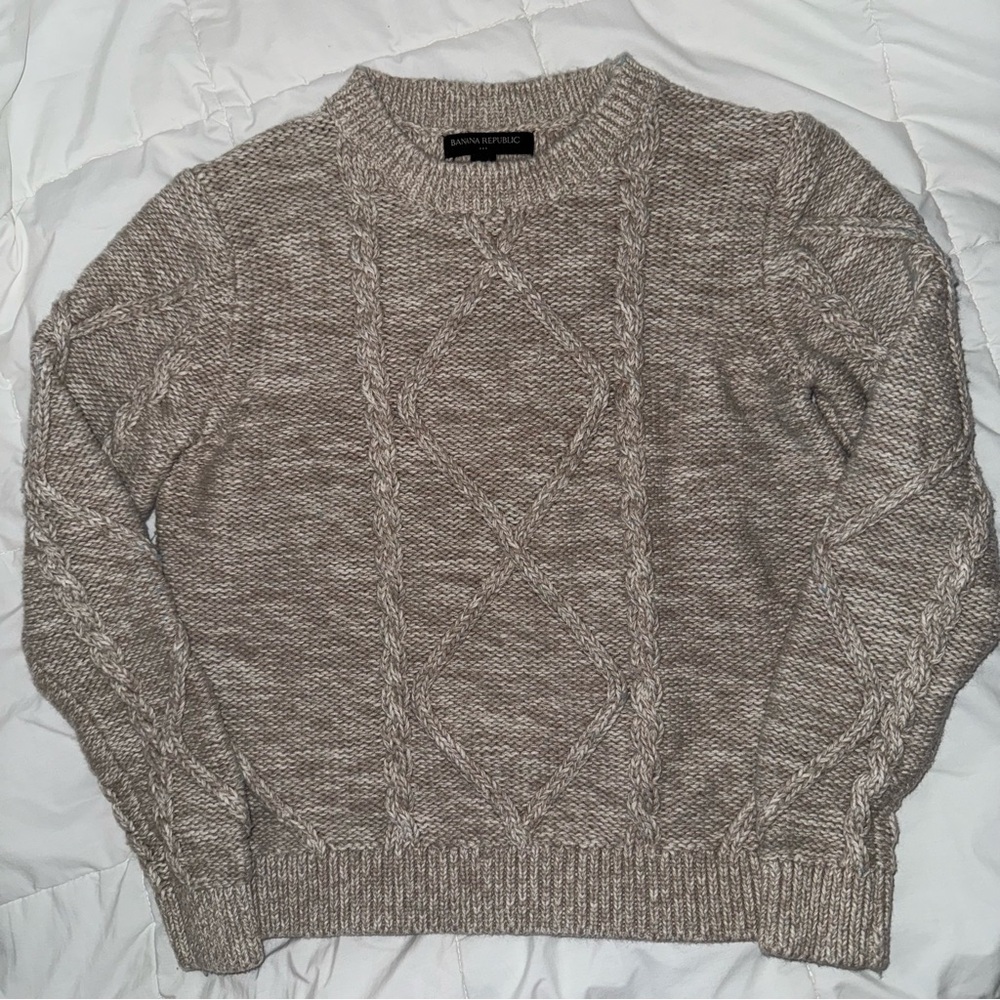 NWOT Banana Republic VINTAGE Gray Cable Knit Sweater